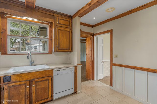 3810 Creswell Avenue, Shreveport, LA 71104