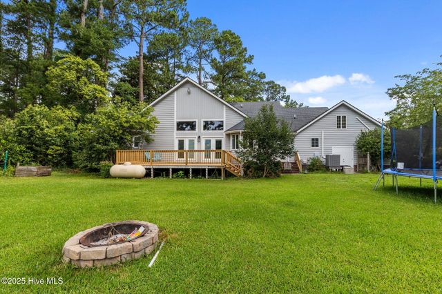 1805 Rivershore Road, Elizabeth City, NC 27909
