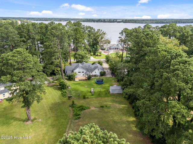 1805 Rivershore Road, Elizabeth City, NC 27909