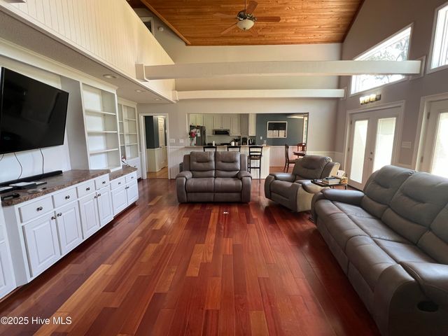 1805 Rivershore Road, Elizabeth City, NC 27909