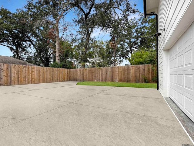 7323 Sheffield Ct, Baton Rouge, LA 70806