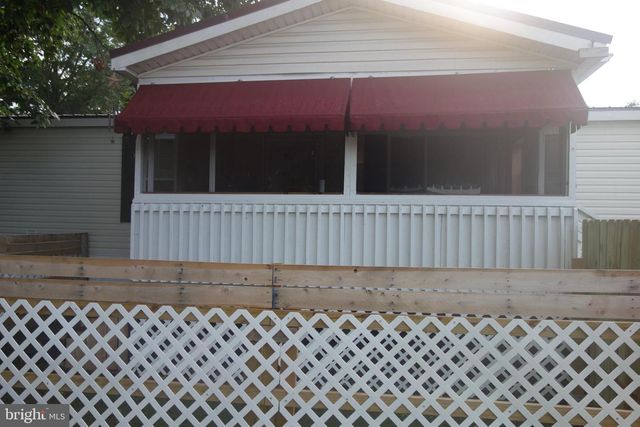 186 CONODOGUINET MOBILE EST, Newville, PA 17241