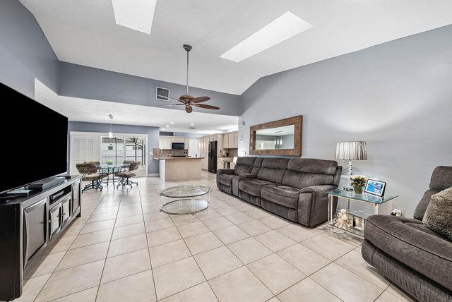 10975 NW 19TH Street, Coral Springs, FL 33071