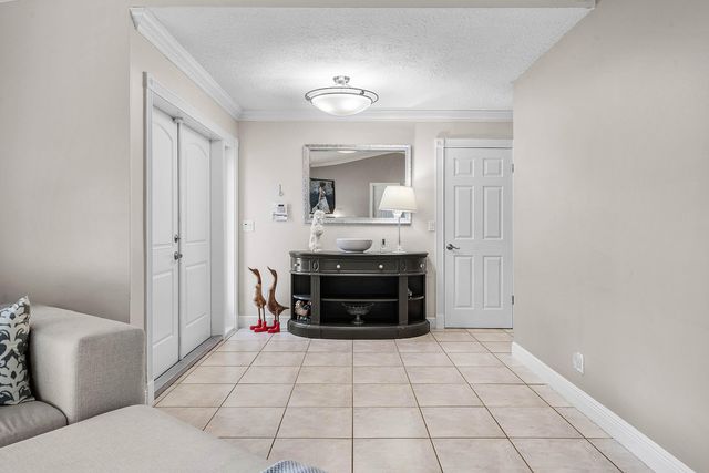 10975 NW 19TH Street, Coral Springs, FL 33071