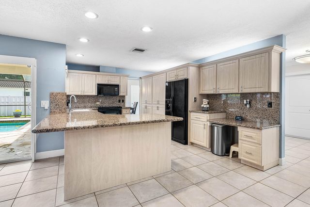 10975 NW 19TH Street, Coral Springs, FL 33071
