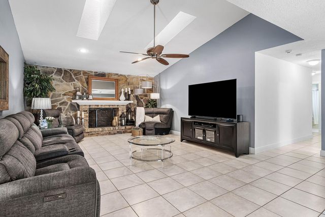 10975 NW 19TH Street, Coral Springs, FL 33071