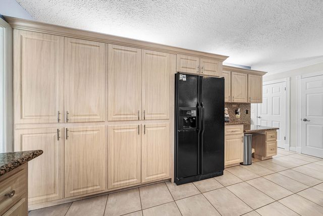 10975 NW 19TH Street, Coral Springs, FL 33071