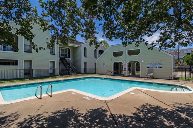 6602 Harbor Town Drive 1207, Houston, TX 77036