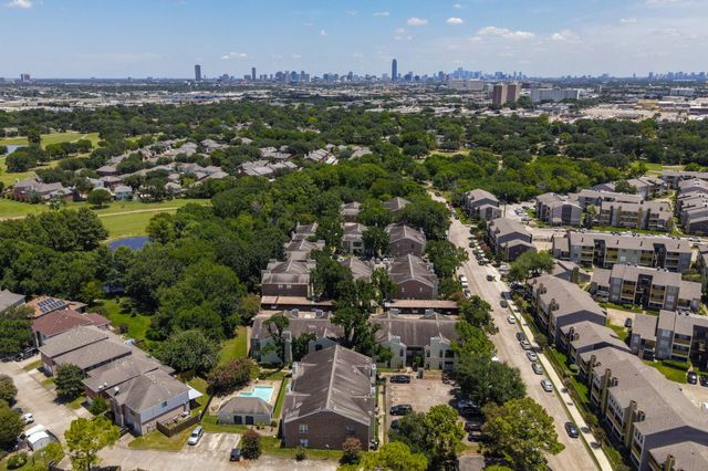 6602 Harbor Town Drive 1207, Houston, TX 77036