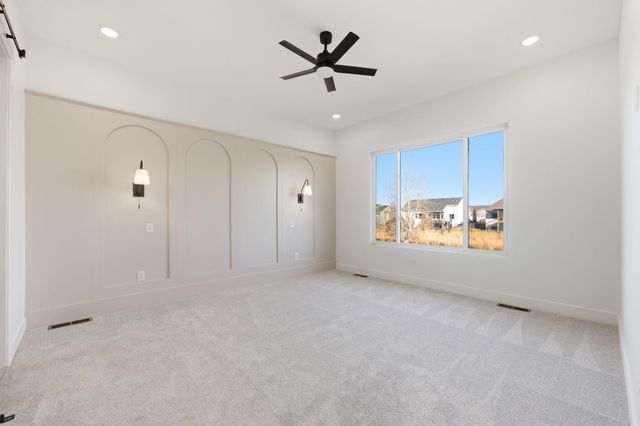 3871 N Estancia Ct, Wichita, KS 67205