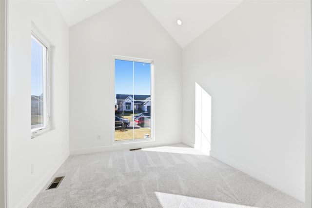 3871 N Estancia Ct, Wichita, KS 67205