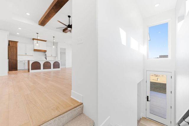 3871 N Estancia Ct, Wichita, KS 67205