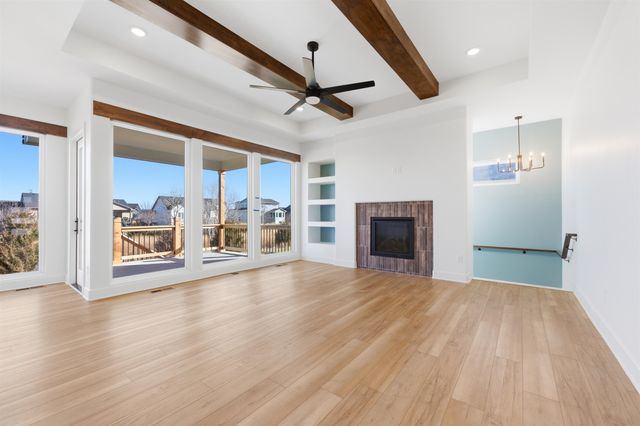 3871 N Estancia Ct, Wichita, KS 67205