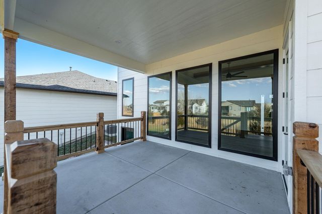 3871 N Estancia Ct, Wichita, KS 67205