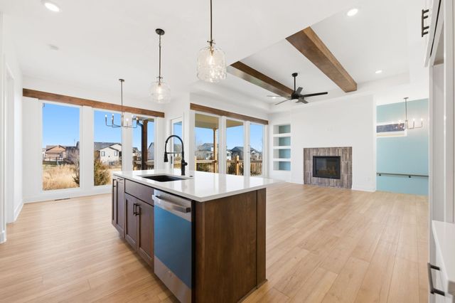 3871 N Estancia Ct, Wichita, KS 67205