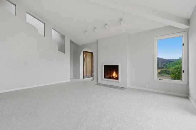622 Kalamath Dr., Del Mar, CA 92014