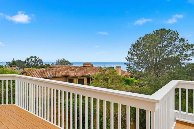 622 Kalamath Dr., Del Mar, CA 92014