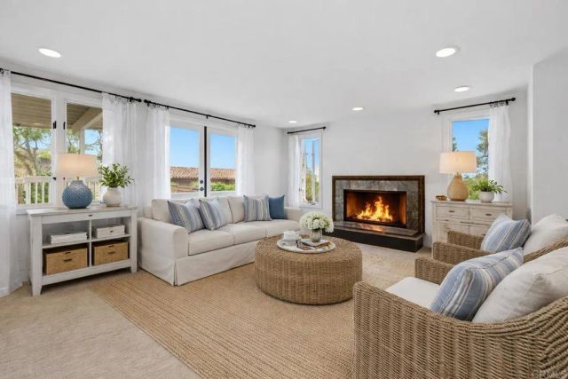 622 Kalamath Dr., Del Mar, CA 92014