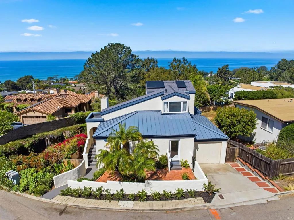 622 Kalamath Dr., Del Mar, CA 92014