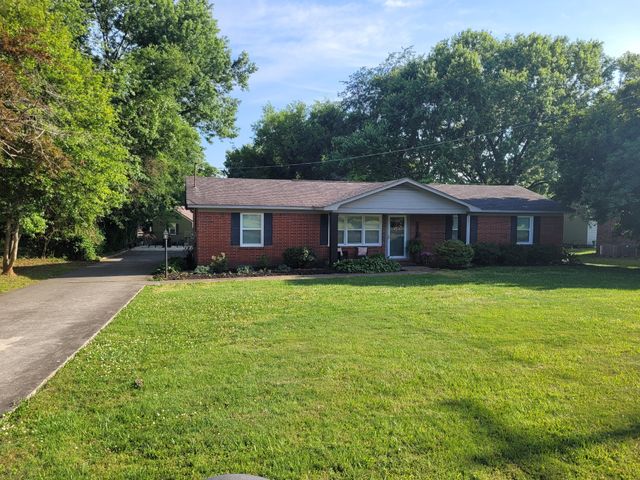 112 Bel Aire Dr, Winchester, TN 37398