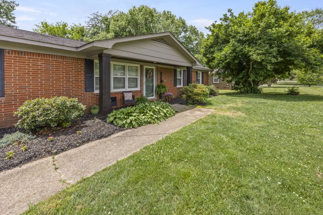 112 Bel Aire Dr, Winchester, TN 37398