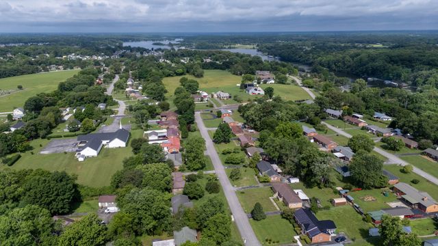 112 Bel Aire Dr, Winchester, TN 37398
