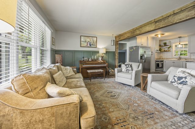 112 Bel Aire Dr, Winchester, TN 37398