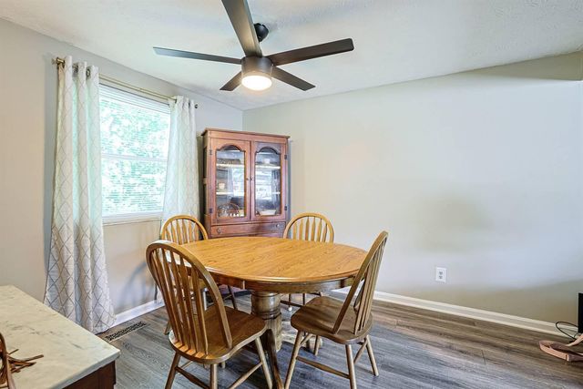 6032 Spicewood Avenue, Florence, KY 41042
