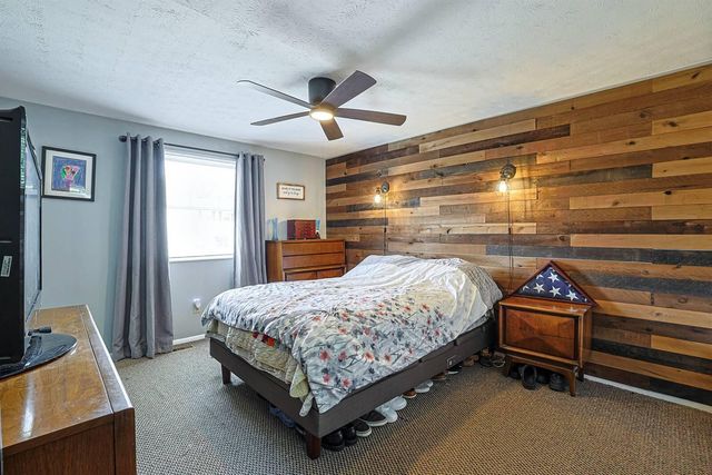 6032 Spicewood Avenue, Florence, KY 41042