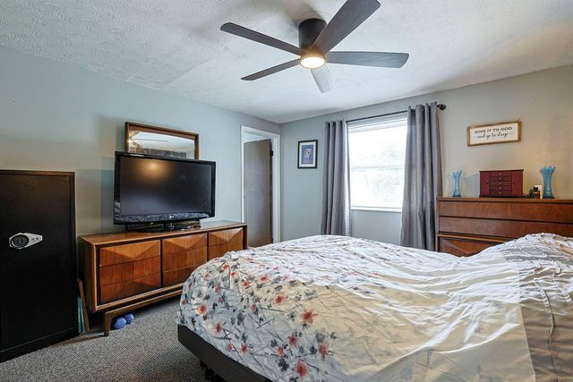6032 Spicewood Avenue, Florence, KY 41042