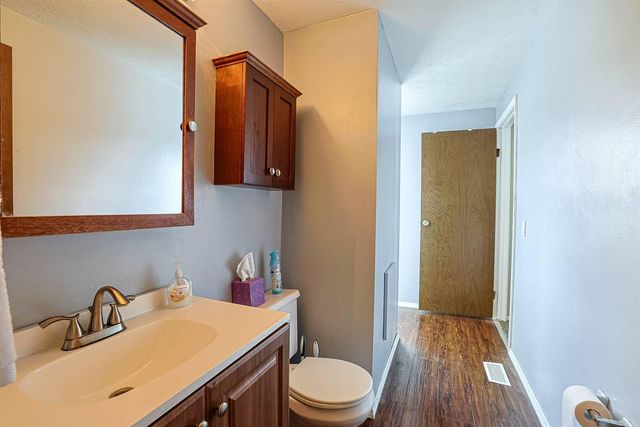 6032 Spicewood Avenue, Florence, KY 41042
