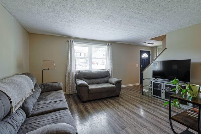 6032 Spicewood Avenue, Florence, KY 41042