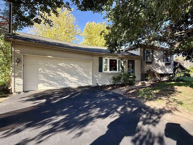 3850 HARVEST COURT, Oshkosh, WI 54901