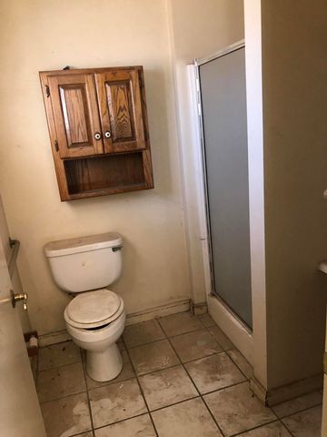 1590 E Dinuba Avenue, Reedley, CA 93654