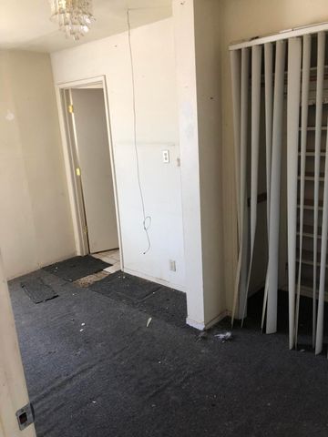 1590 E Dinuba Avenue, Reedley, CA 93654