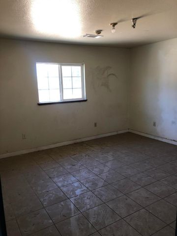 1590 E Dinuba Avenue, Reedley, CA 93654