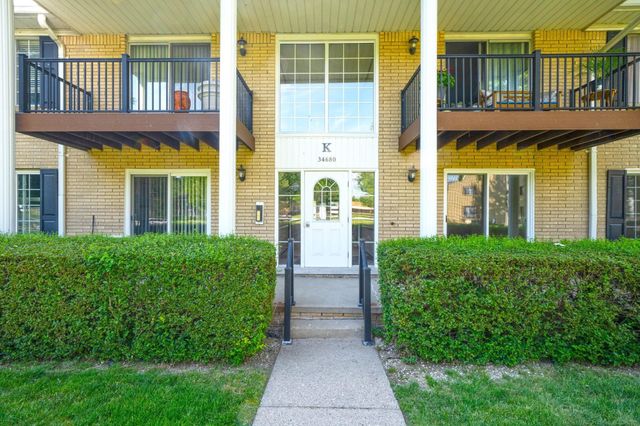 34680 Huntley Drive K-26, Sterling Heights, MI 48312