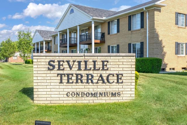 34680 Huntley Drive K-26, Sterling Heights, MI 48312