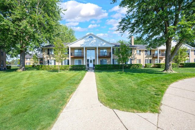 34680 Huntley Drive K-26, Sterling Heights, MI 48312