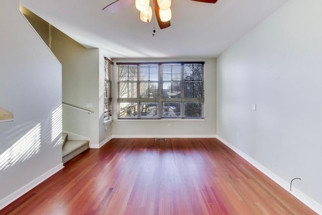 2321 S Wabash Avenue 9, Chicago, IL 60616