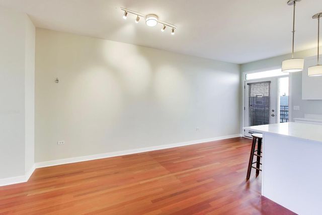 2321 S Wabash Avenue 9, Chicago, IL 60616