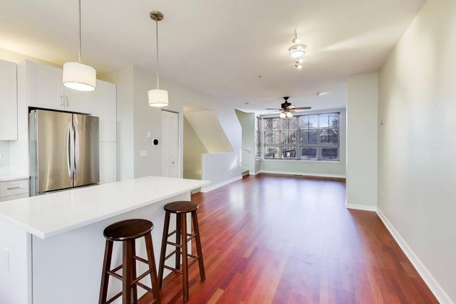 2321 S Wabash Avenue 9, Chicago, IL 60616