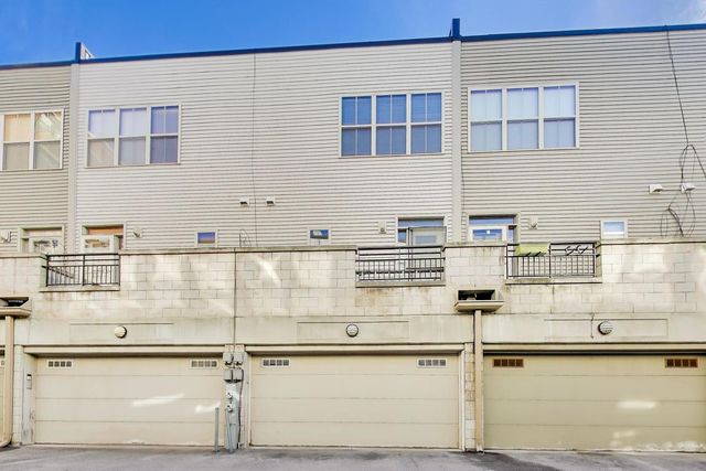 2321 S Wabash Avenue 9, Chicago, IL 60616