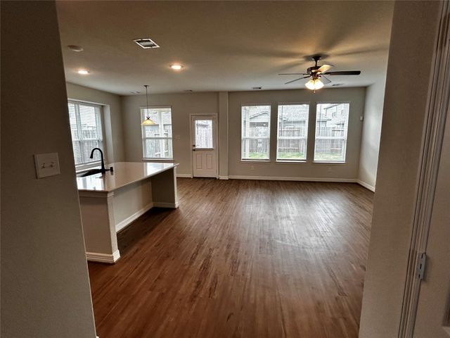 5336 Latigo Court, Alvin, TX 77511