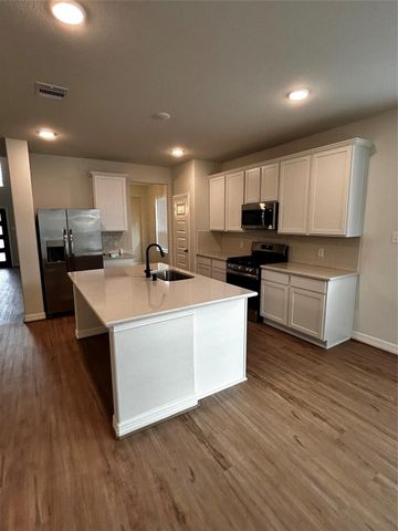 5336 Latigo Court, Alvin, TX 77511