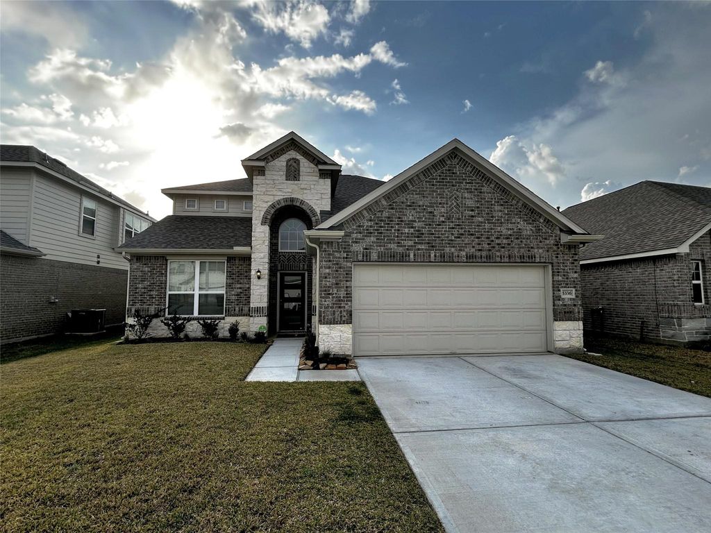 5336 Latigo Court, Alvin, TX 77511