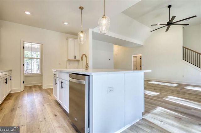 160 Loyd Road, Mansfield, GA 30055