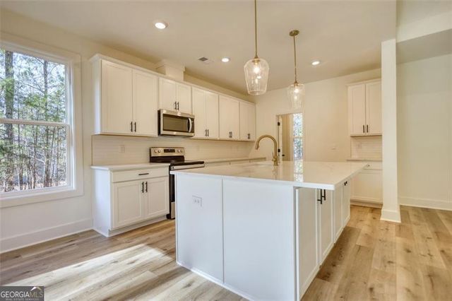 160 Loyd Road, Mansfield, GA 30055