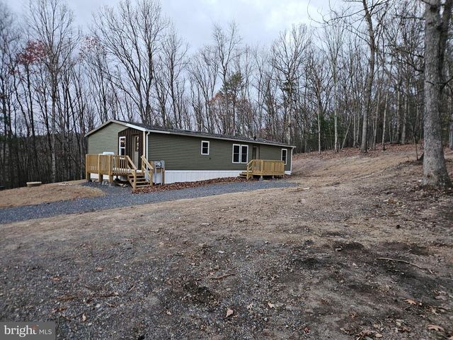 128 WILDCAT RD, Millerstown, PA 17062