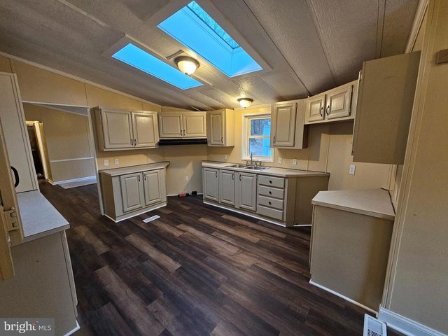 128 WILDCAT RD, Millerstown, PA 17062